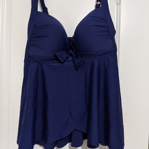 TORRID sz 18 NWOT royal blue tankini top